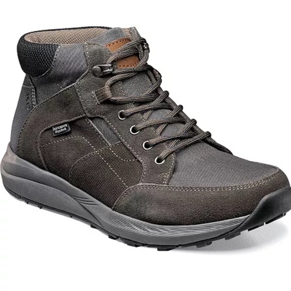 NWOT Nunn Bush Men\'s Excursion Lite Moc Toe Chukka Boots Size 8